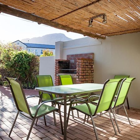 Petit Jourdan Cottage Franschhoek Bagian luar foto